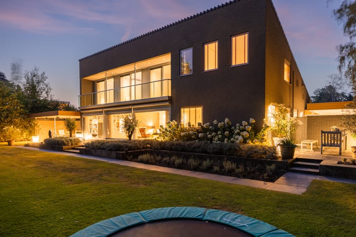 Photo 66 of Singravenlaan 12