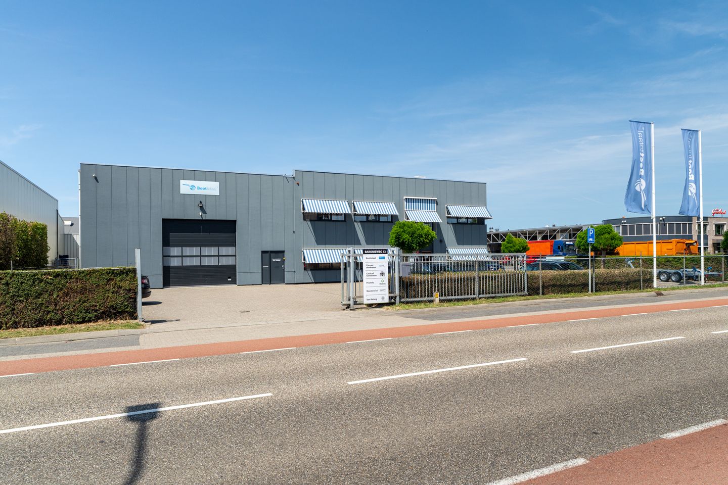 View photo 2 of Baronieweg 13