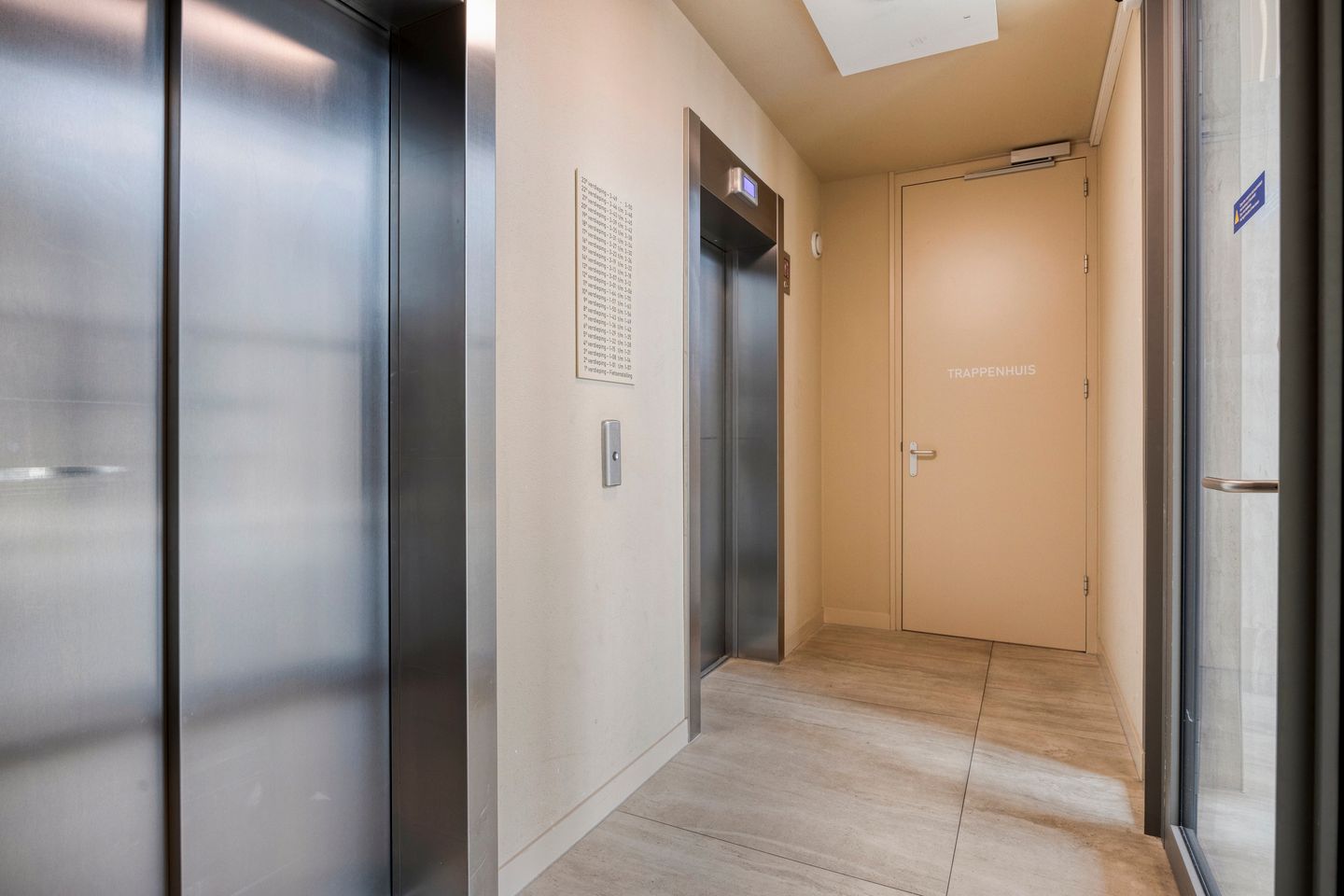 Foto 10 van Magazijnstraat 3-50