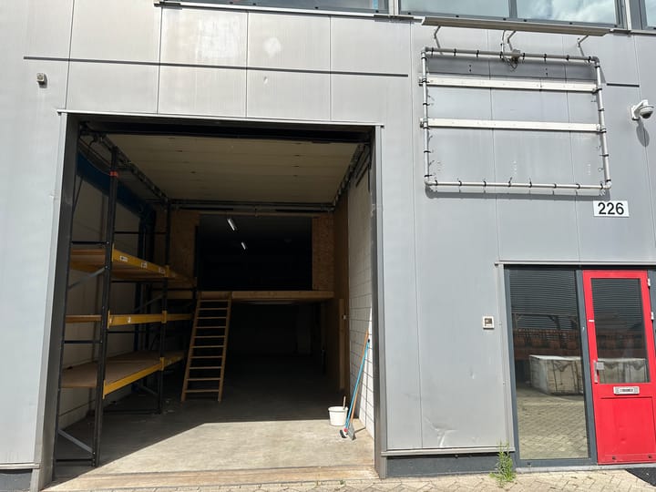 Vlotlaan 226, Monster
