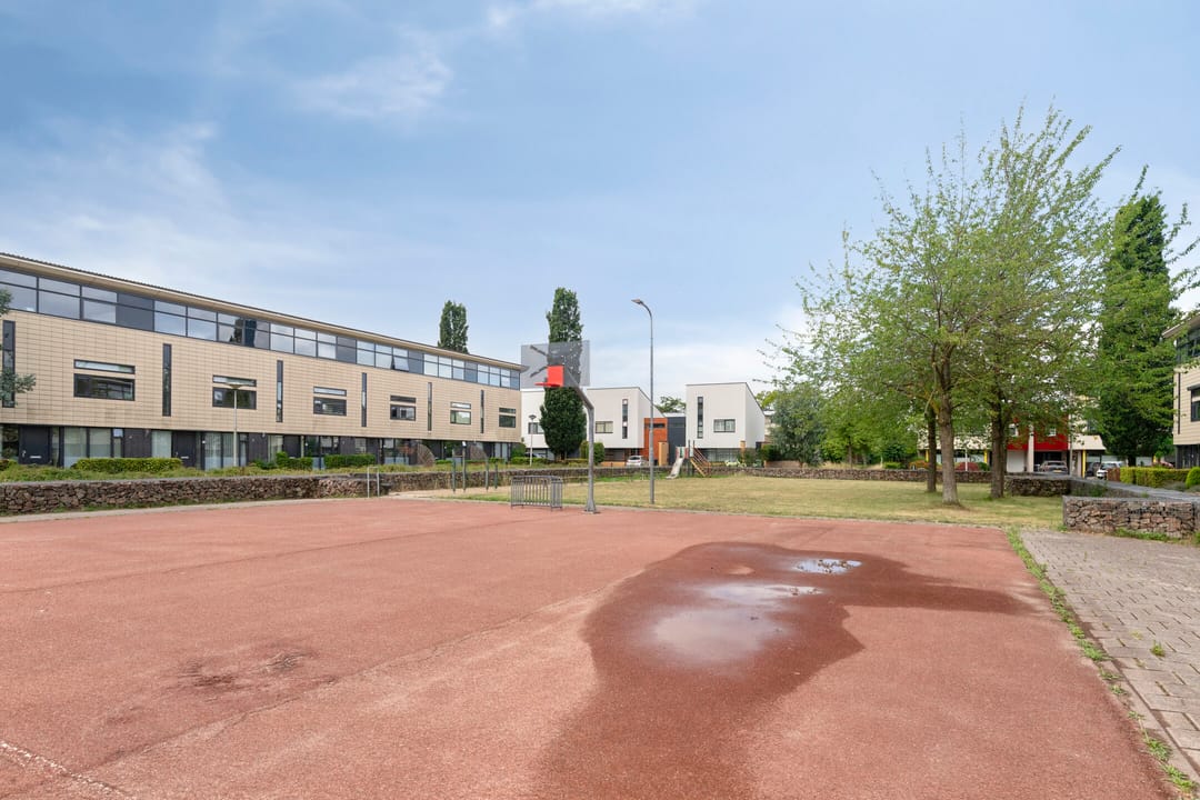 Photo 32 of Mierberg 8