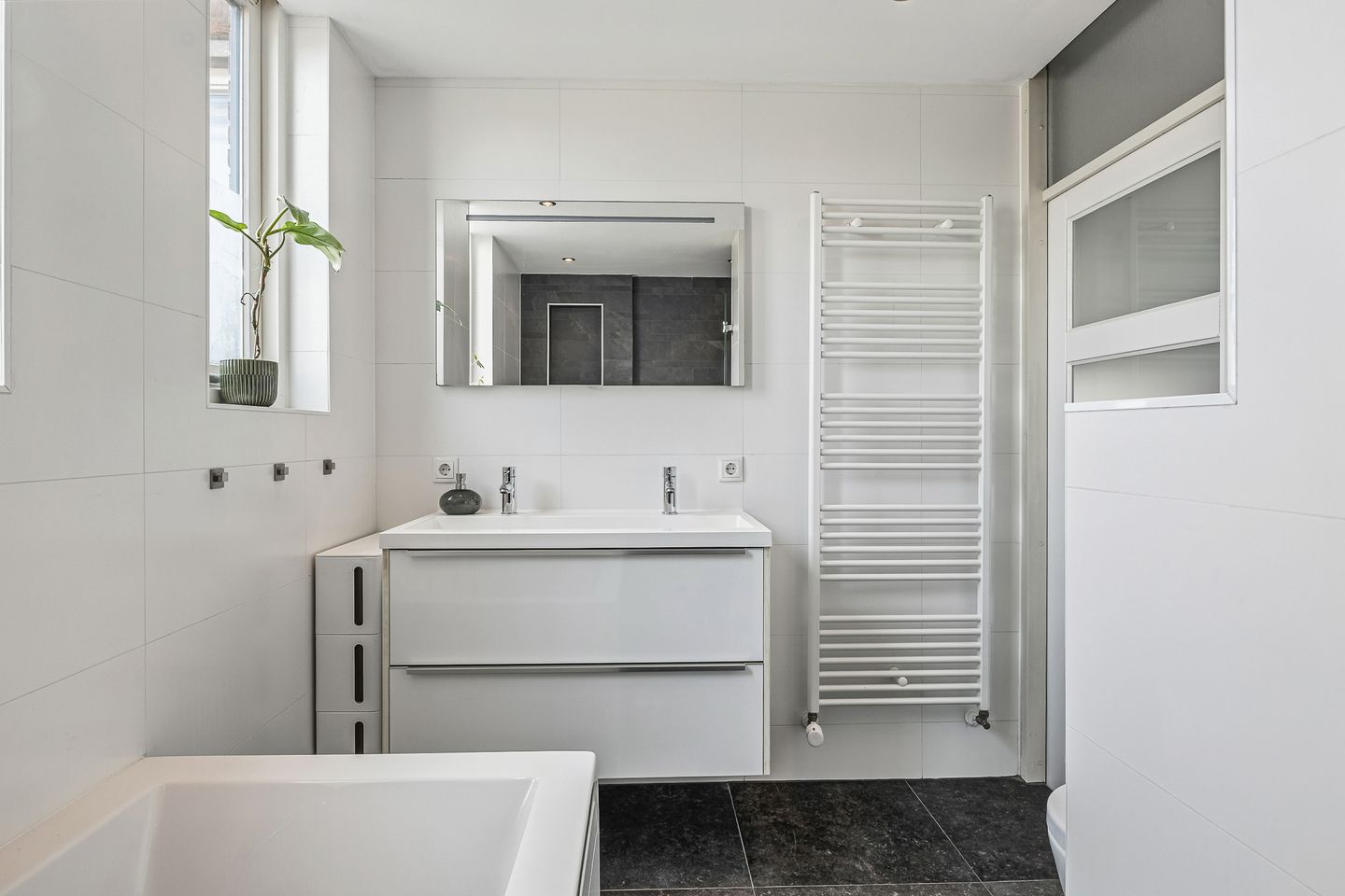 Foto 4 van Espakker 124