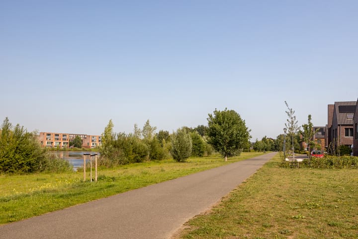 Photo 36 of Espakker 124