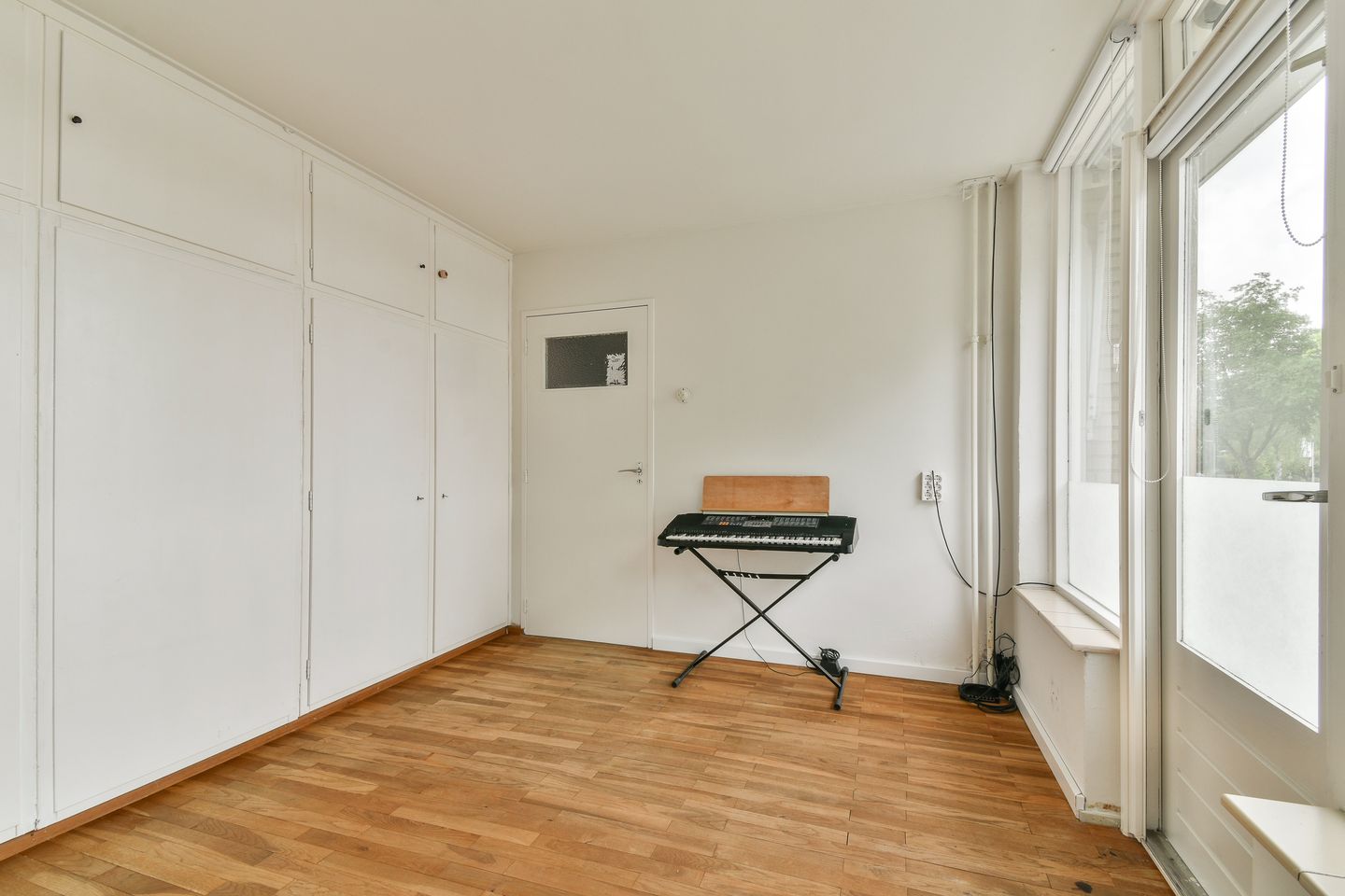 Photo 20 of Eikenlaan 138