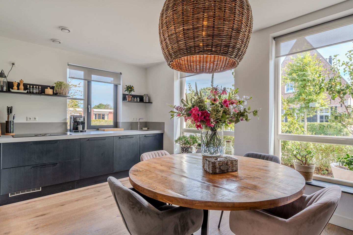 Foto 10 van Zwanenbloemstraat 2