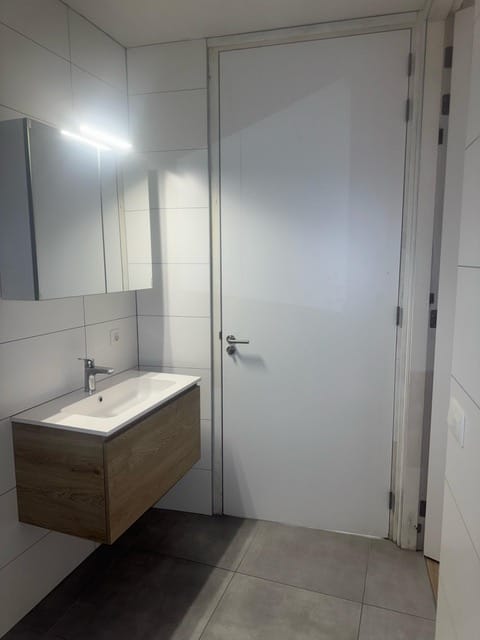 Photo 10 of Beukelsstraat 2-C