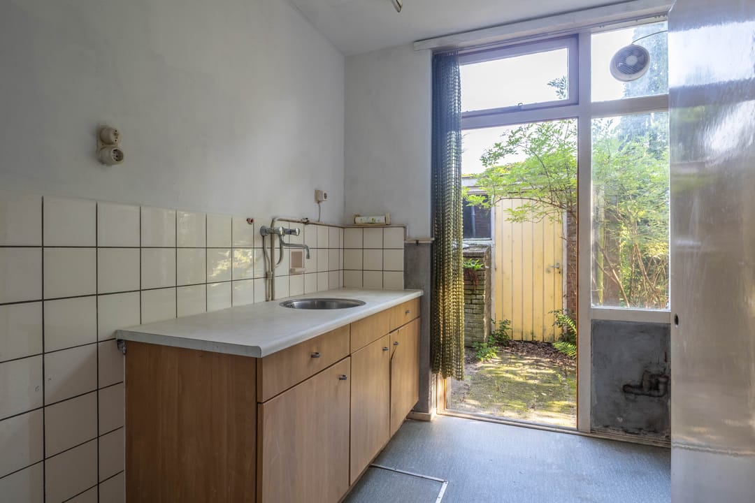 Photo 8 of Swammerdamstraat 1-A