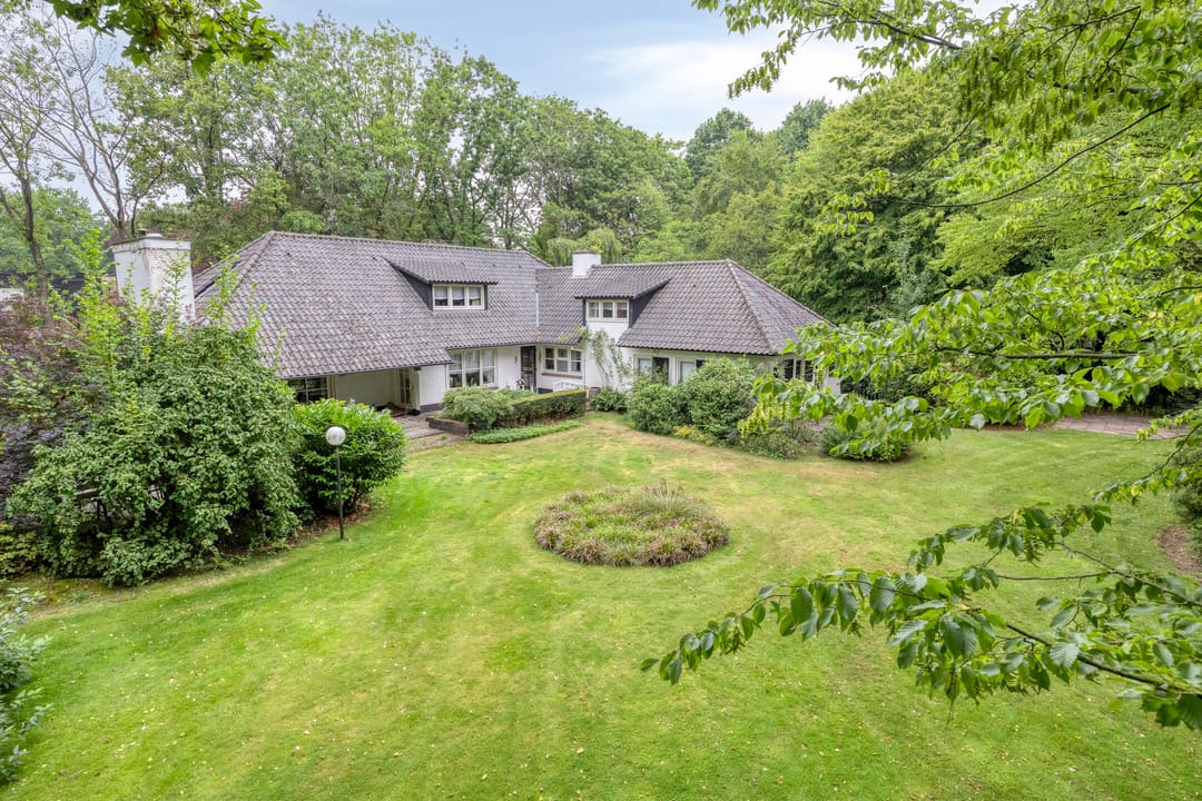 Photo 1 of Nassaulaan 11