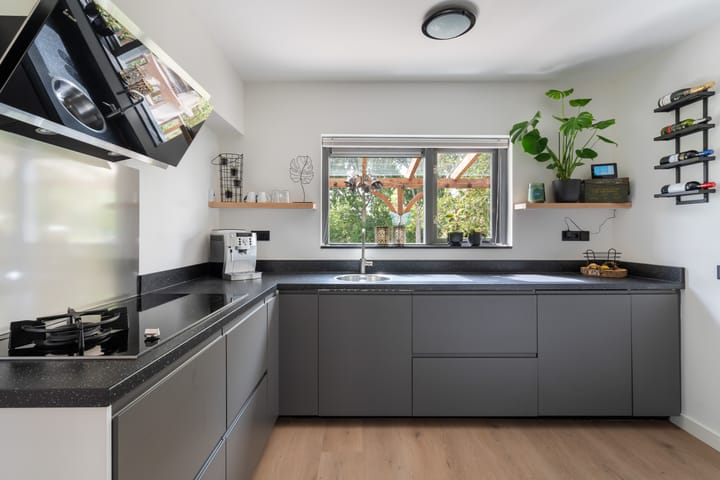 Foto 12 van Veerstraat 7