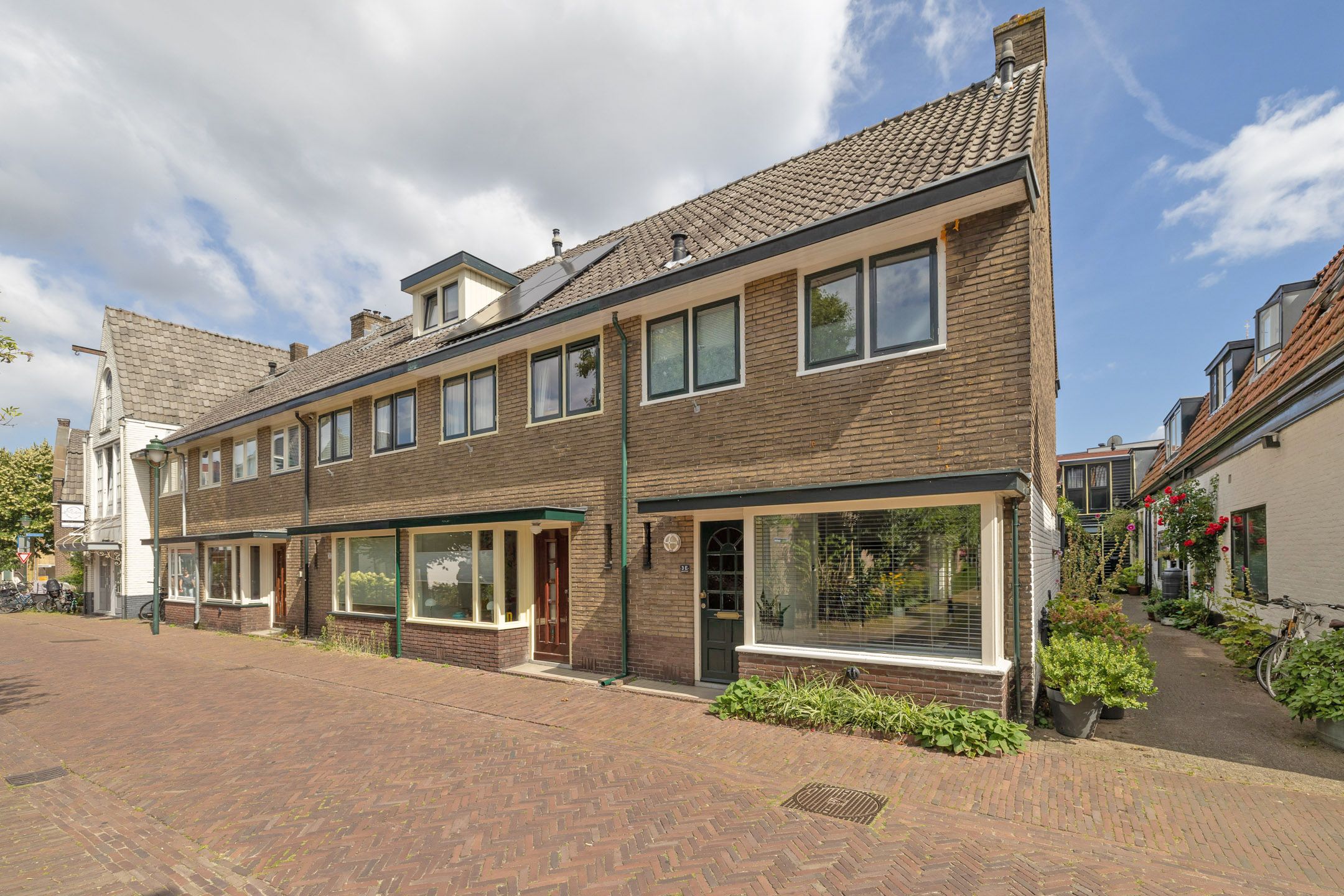 Foto 24 van Laanstraat 3-E