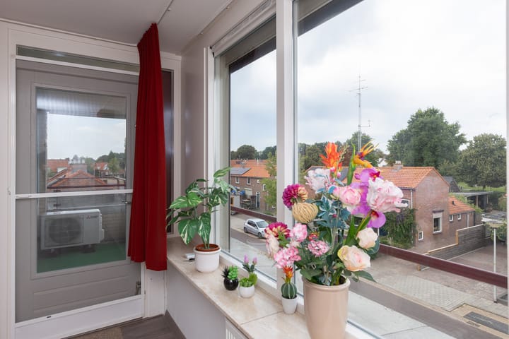 Photo 4 of Dr. H.J.A.M.Schaepmanplein 33