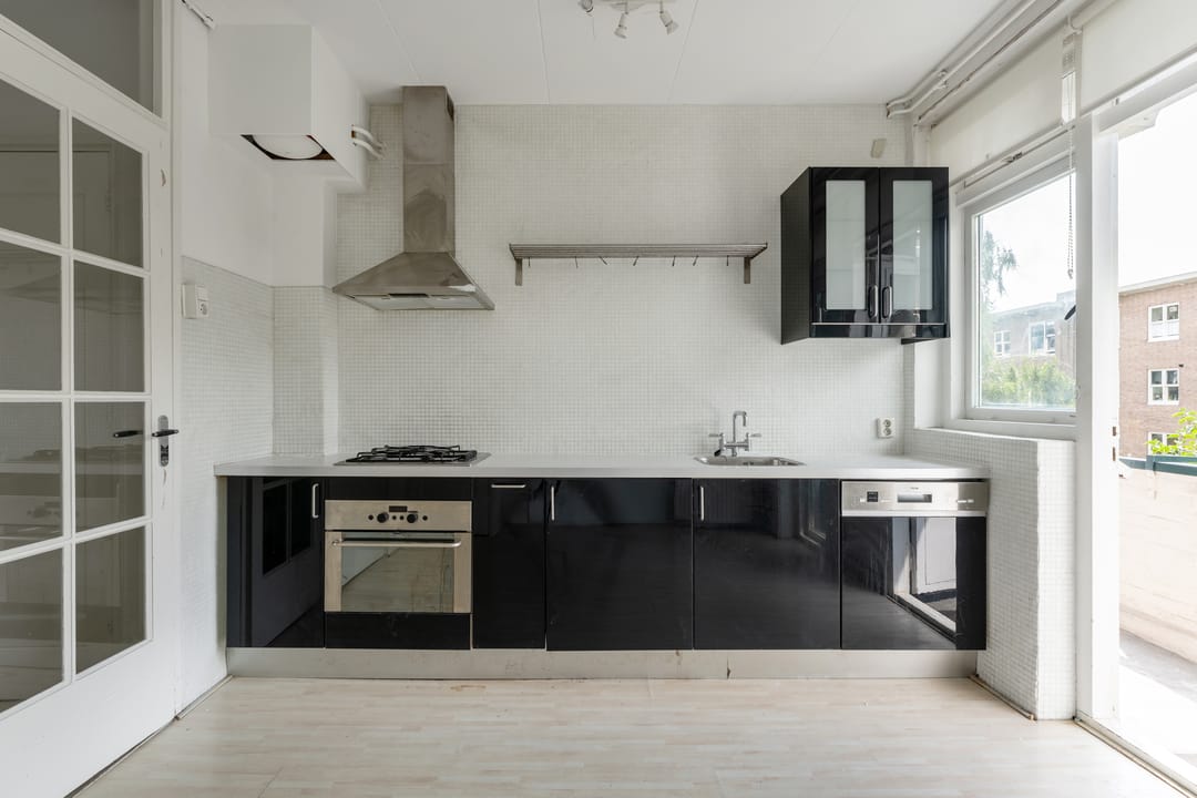 Photo 2 of Vredenoordlaan 66-B