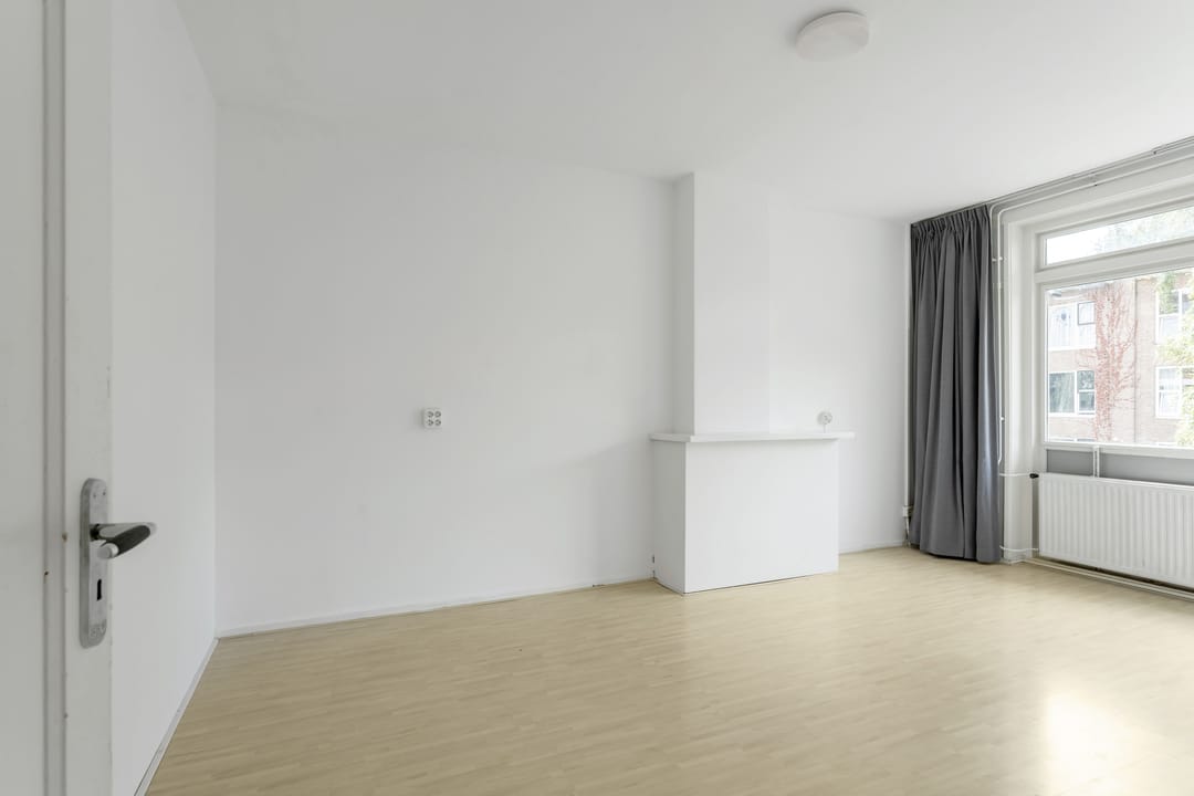 Photo 7 of Vredenoordlaan 66-B