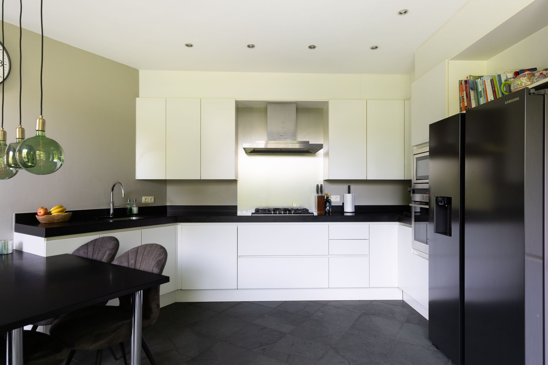 Foto 3 van Klein Wolfslaar 18-B