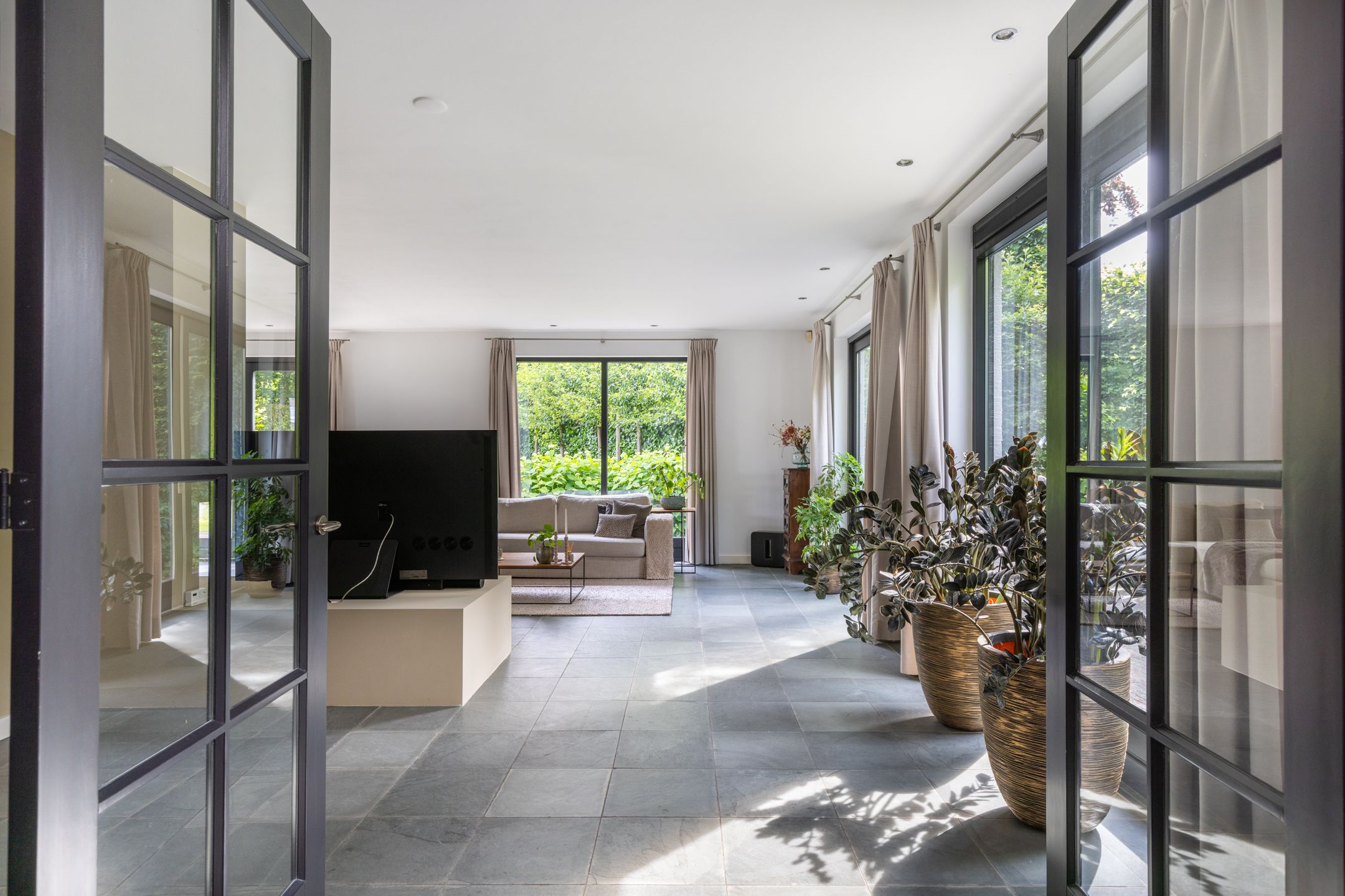 Foto 15 van Klein Wolfslaar 18-B