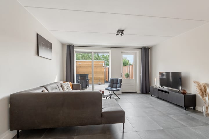 Foto 8 van Weth J Tieckenstraat 25-D