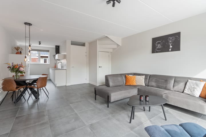 Foto 12 van Weth J Tieckenstraat 25-D