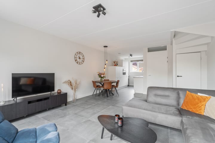 Foto 13 van Weth J Tieckenstraat 25-D