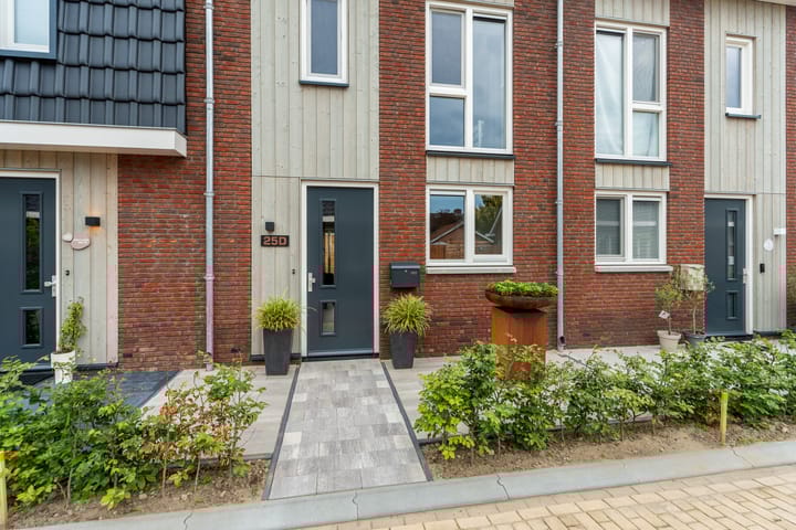 Foto 39 van Weth J Tieckenstraat 25-D