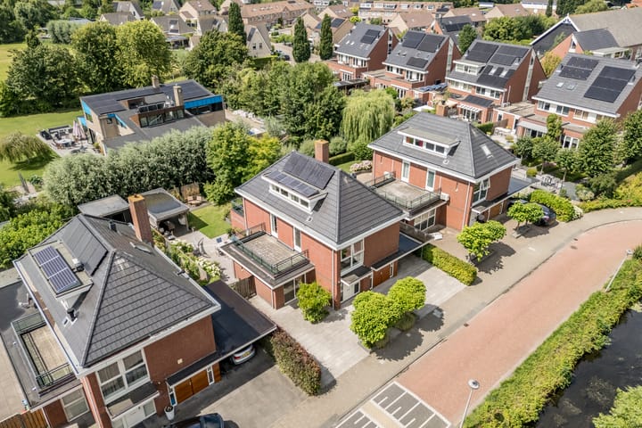 Foto 2 van Westhilstraat 11