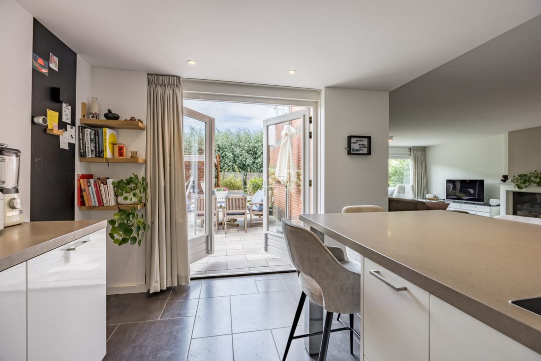 Foto 16 van Westhilstraat 11