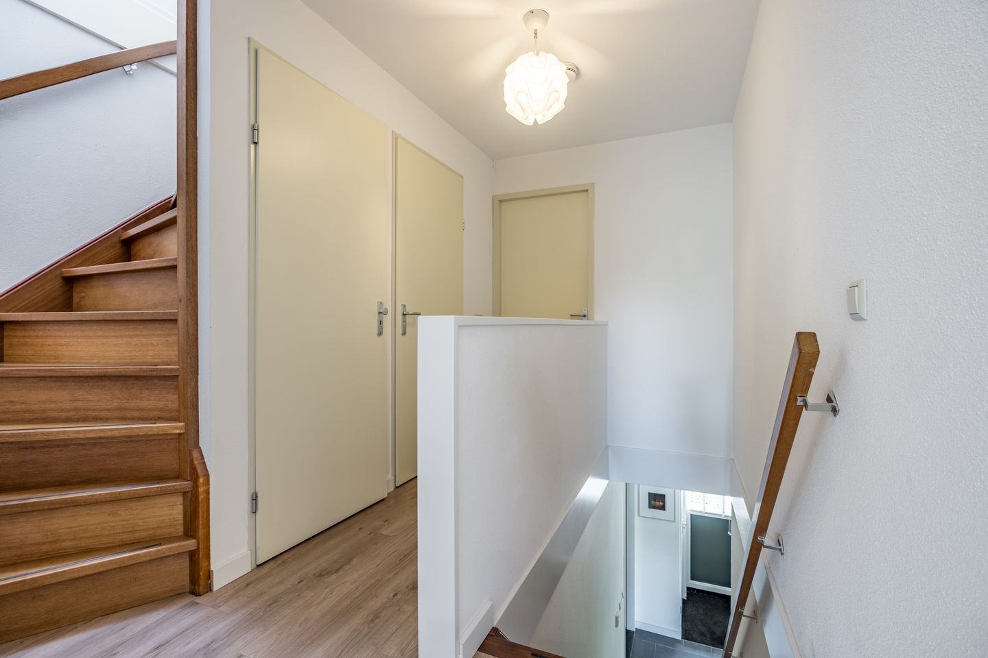 Foto 19 van Westhilstraat 11