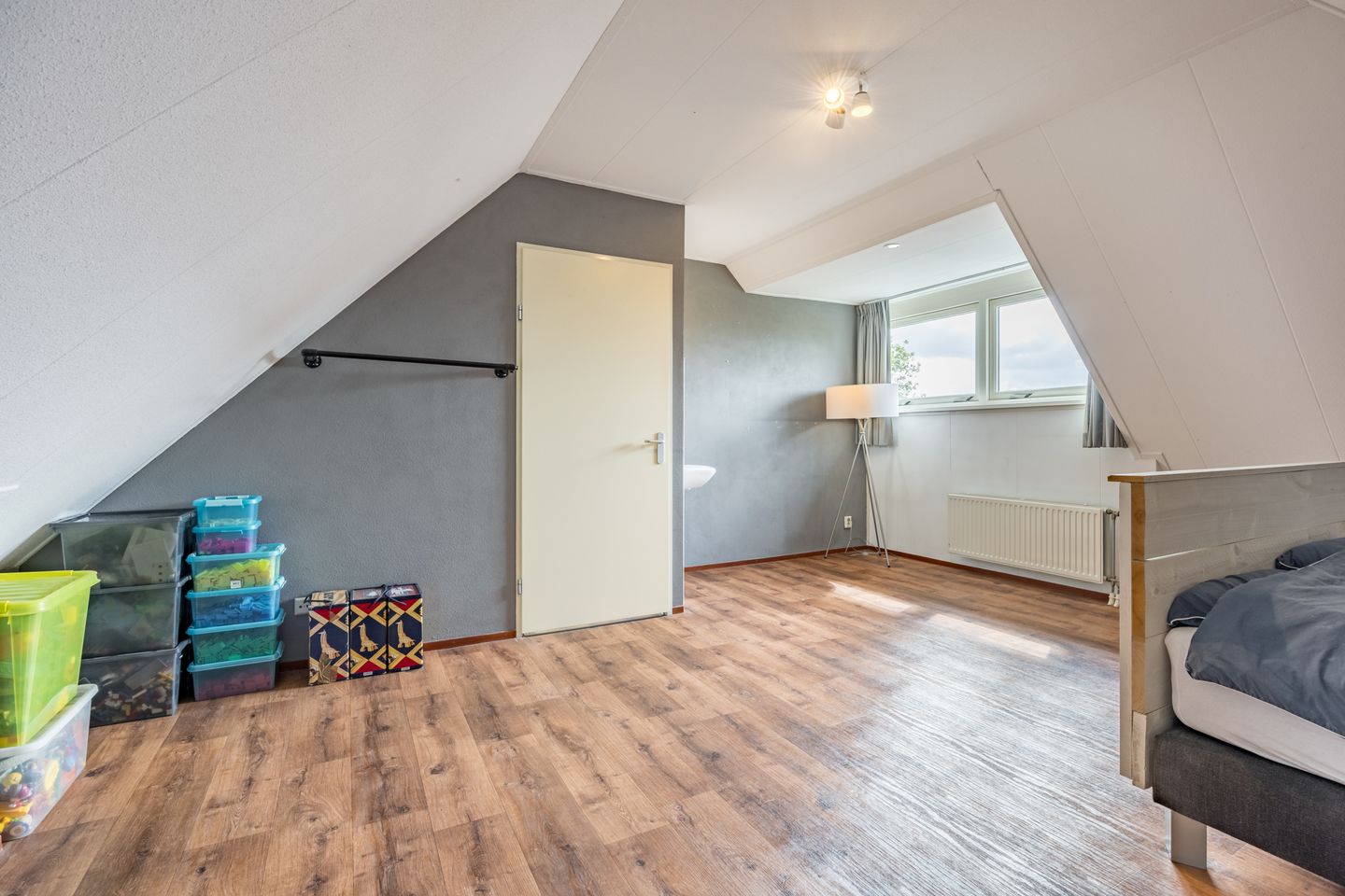 Foto 35 van Westhilstraat 11