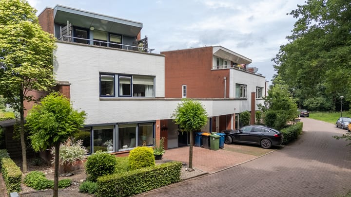 Photo 2 of Schiestraat 24