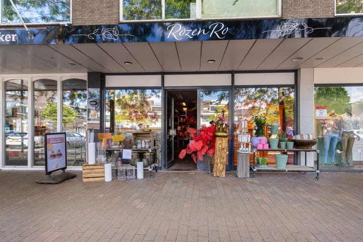 Oranjeplein 16, Puttershoek