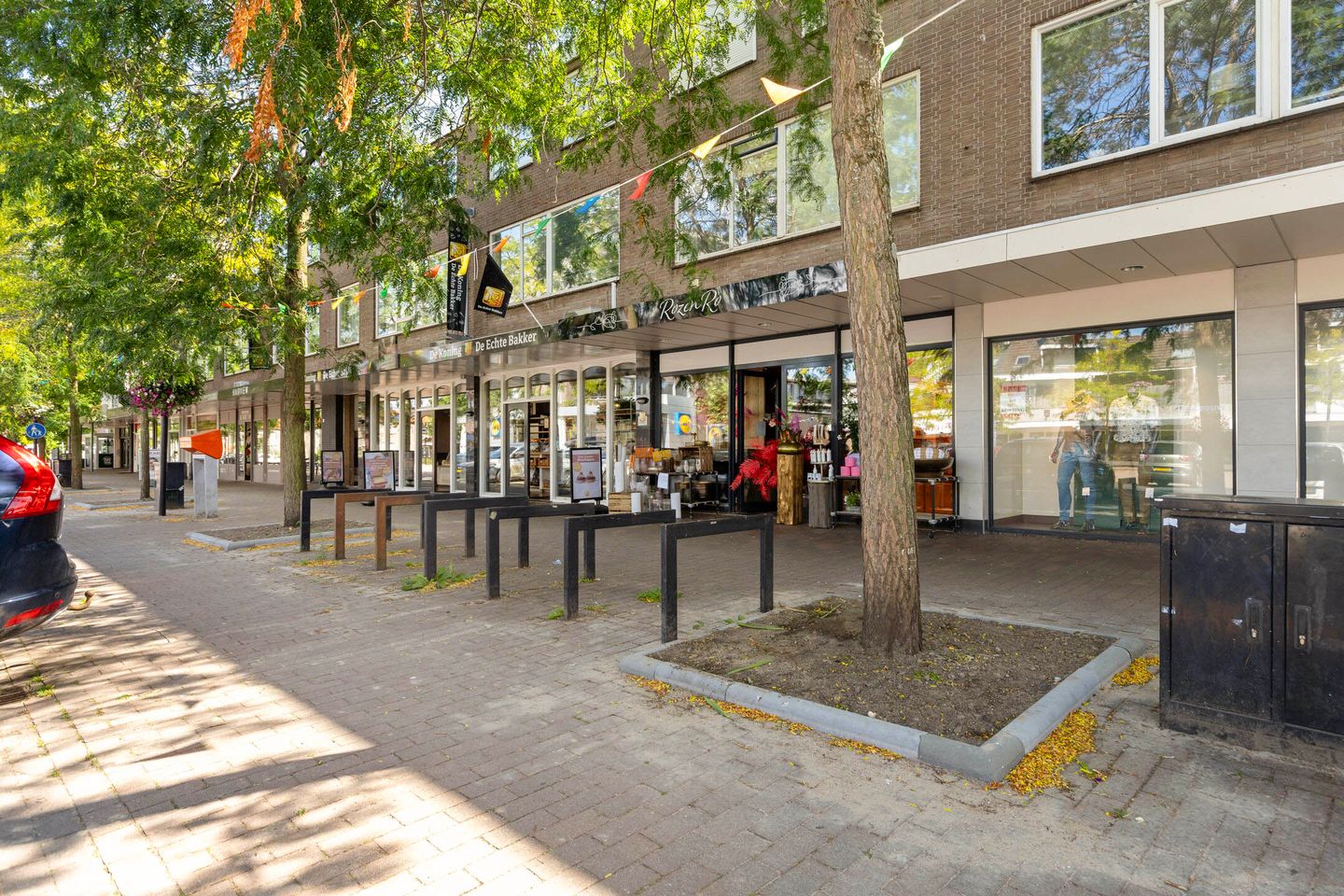 Bekijk foto 2 van Oranjeplein 16