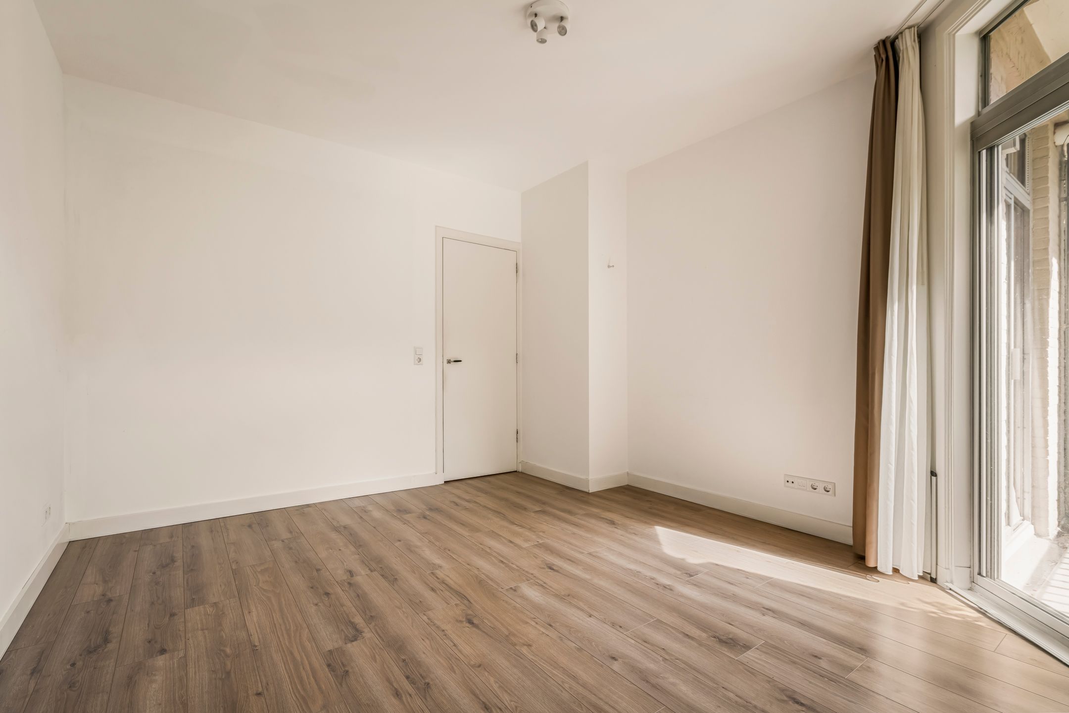 Foto 15 van Vechtstraat 98-1