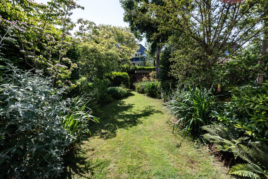 Foto 43 van Teding van Berkhoutlaan 19