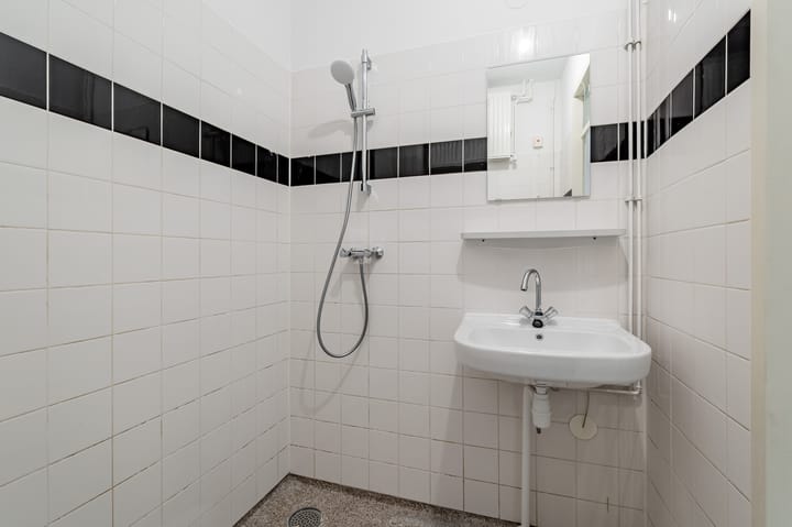 Foto 17 van Commelinstraat 15-A