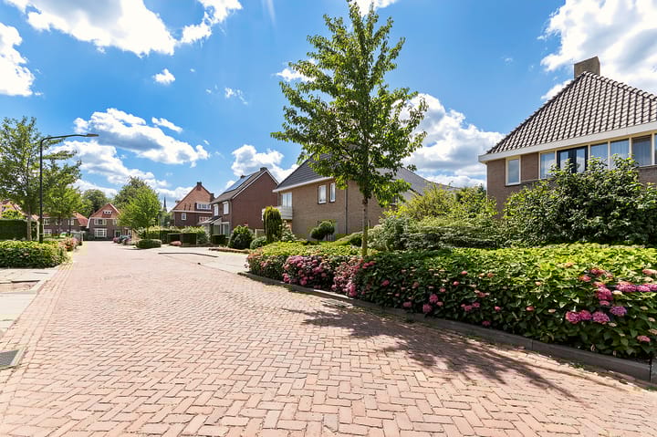 Photo 6 of Spoorlaan 6