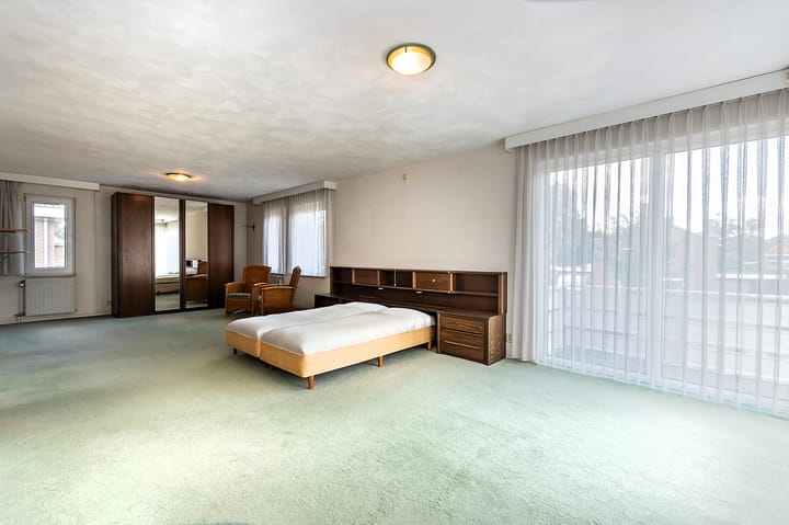 Photo 37 of Spoorlaan 6