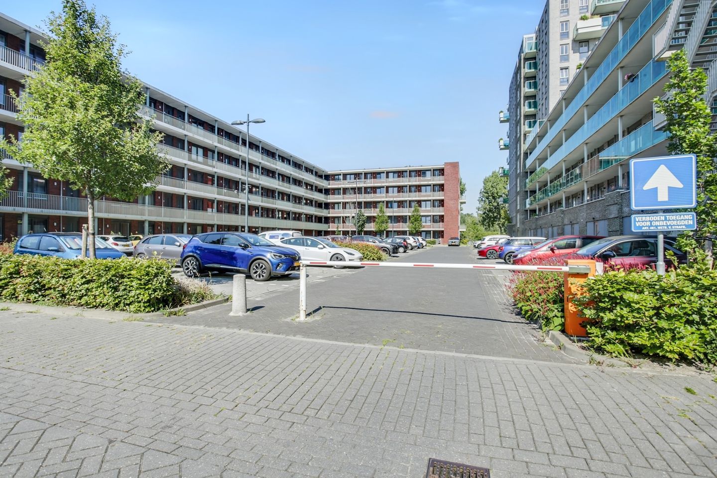 Foto 25 van Buenos Airesstraat 157