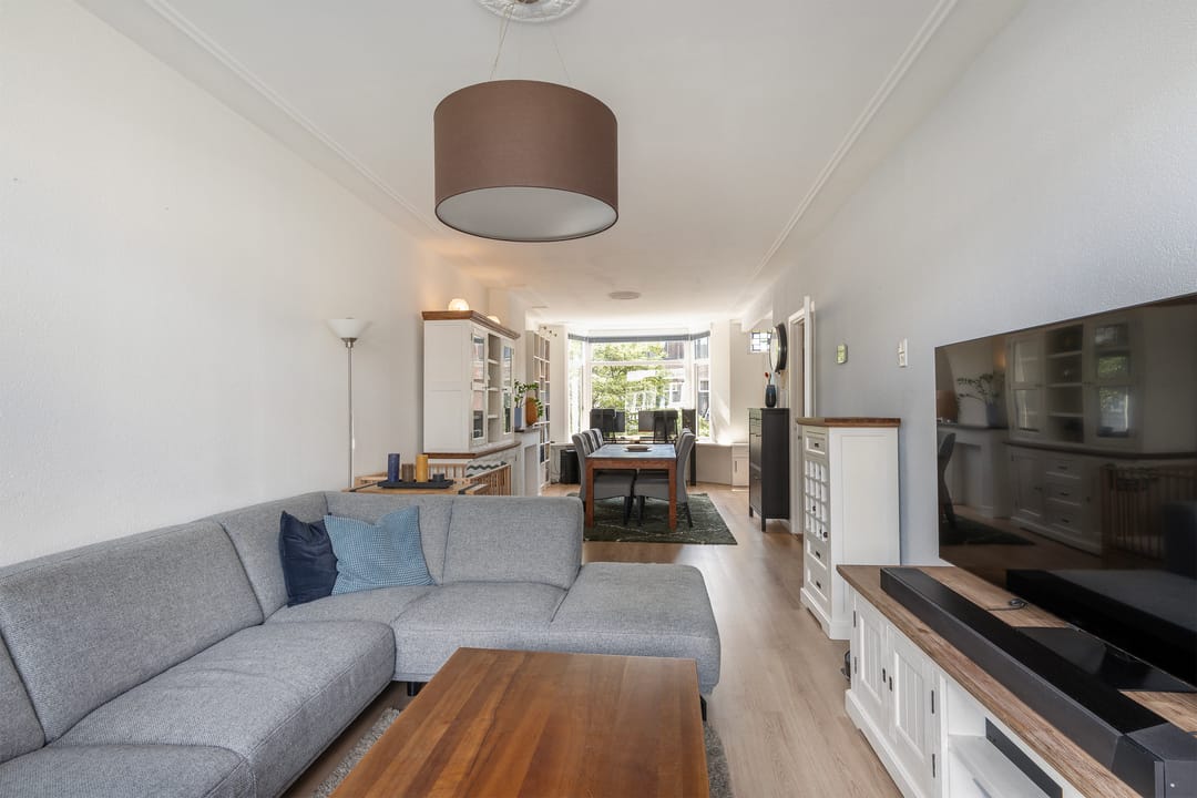 Photo 13 of Van Ostadelaan 42-B