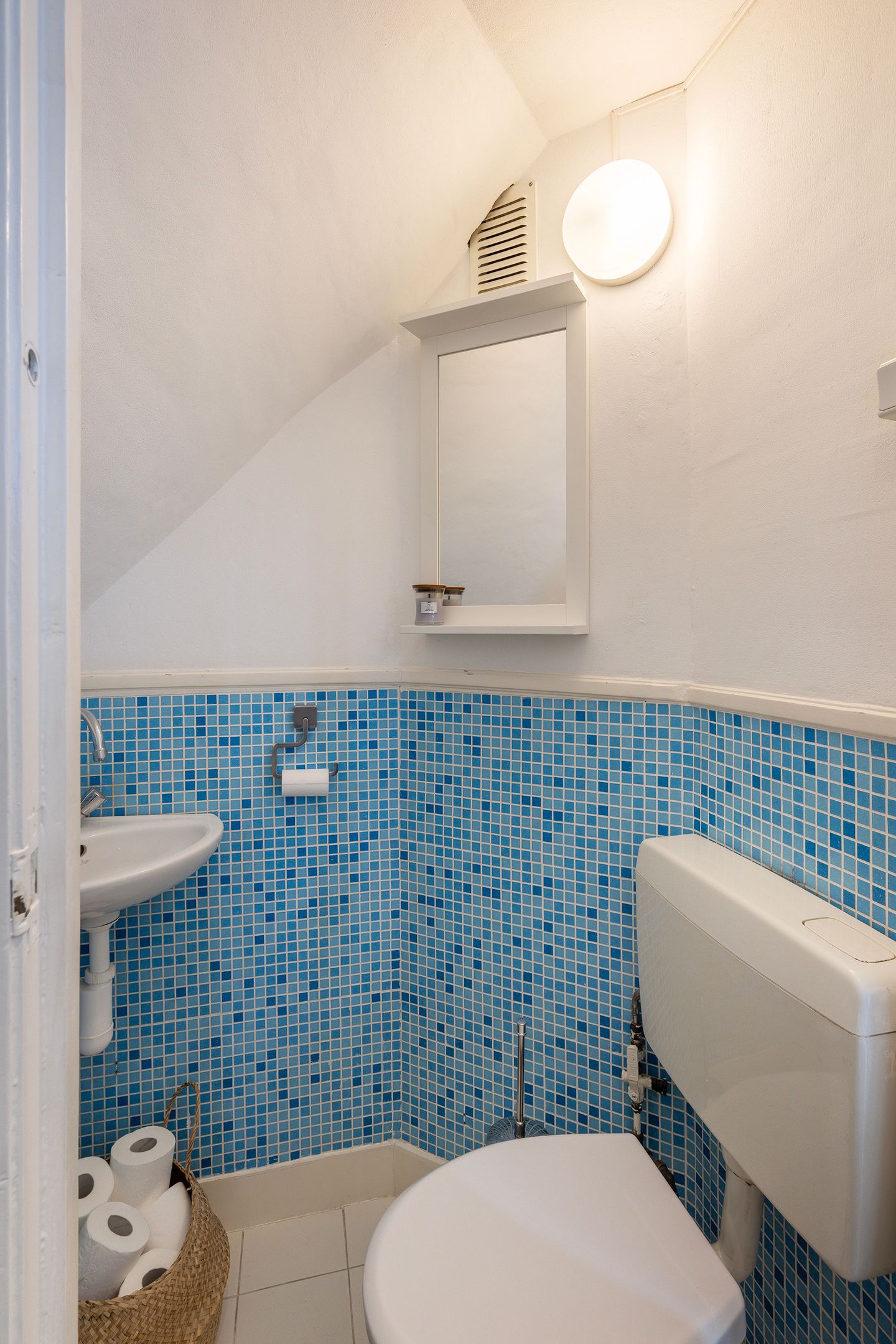 Photo 20 of Van Ostadelaan 42-B