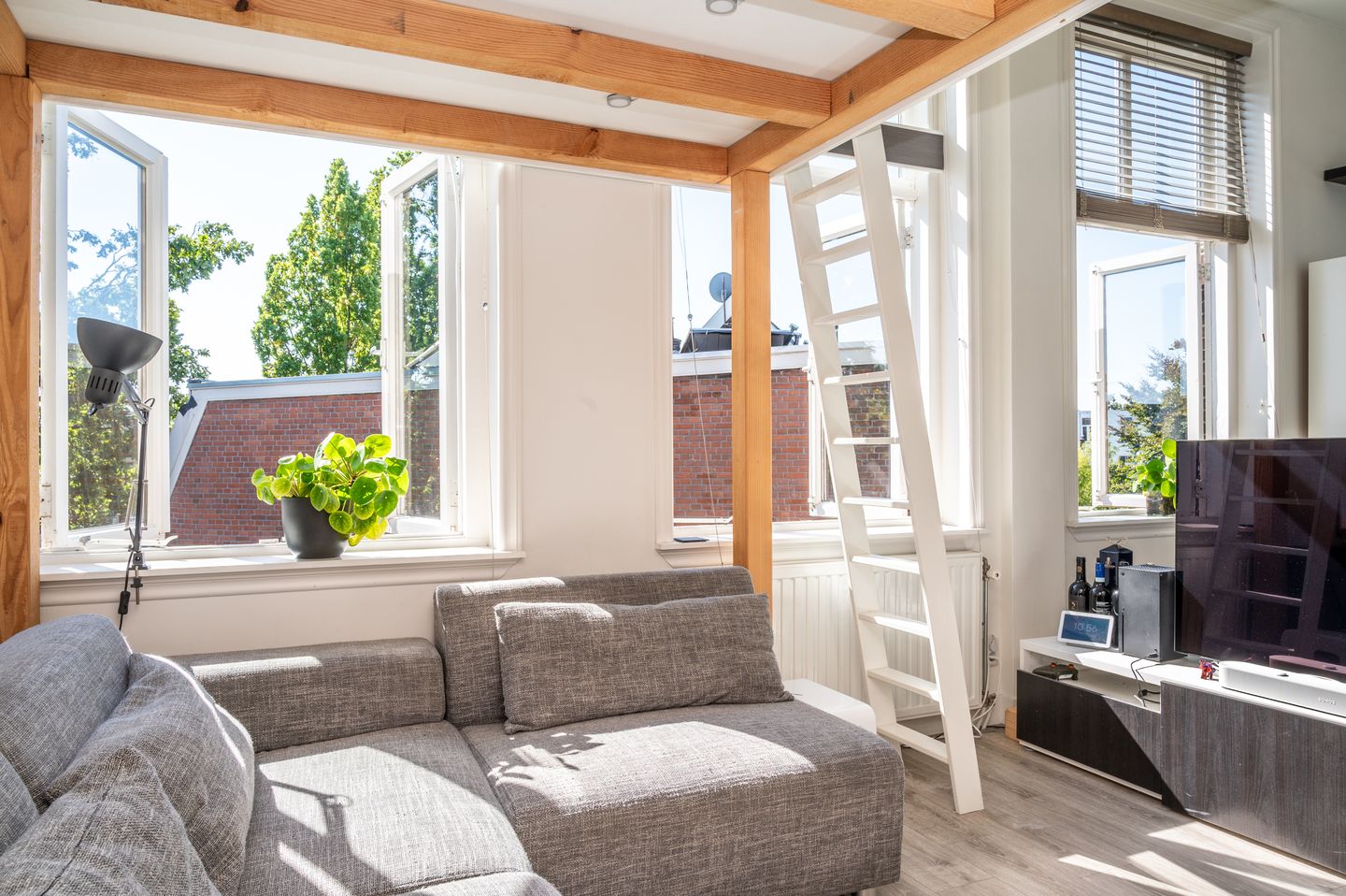 Foto 14 van Jan de Wittstraat 6