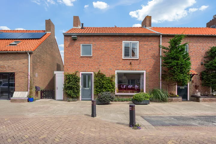 Photo 1 of Karel Doormanweg 17