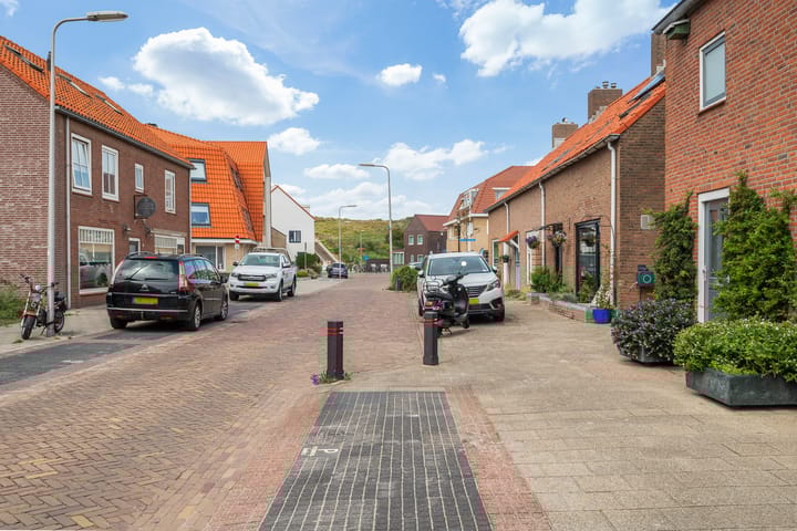 Photo 63 of Karel Doormanweg 17