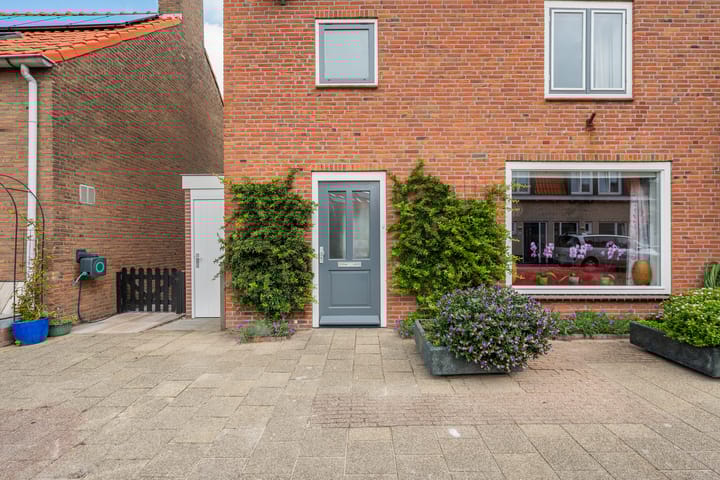 Photo 65 of Karel Doormanweg 17