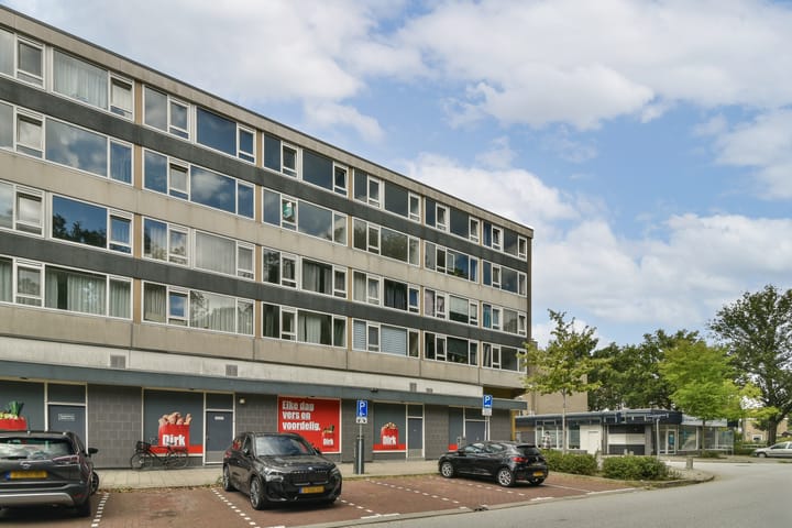 Photo 2 of Groen van Prinstererweg 47