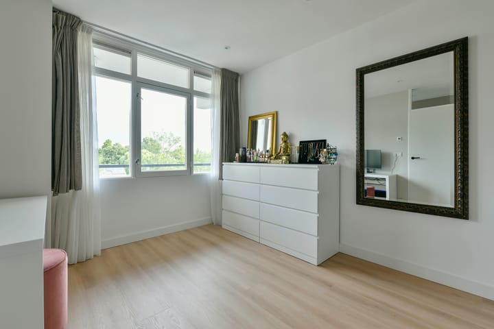 Foto 12 van Nobel 56