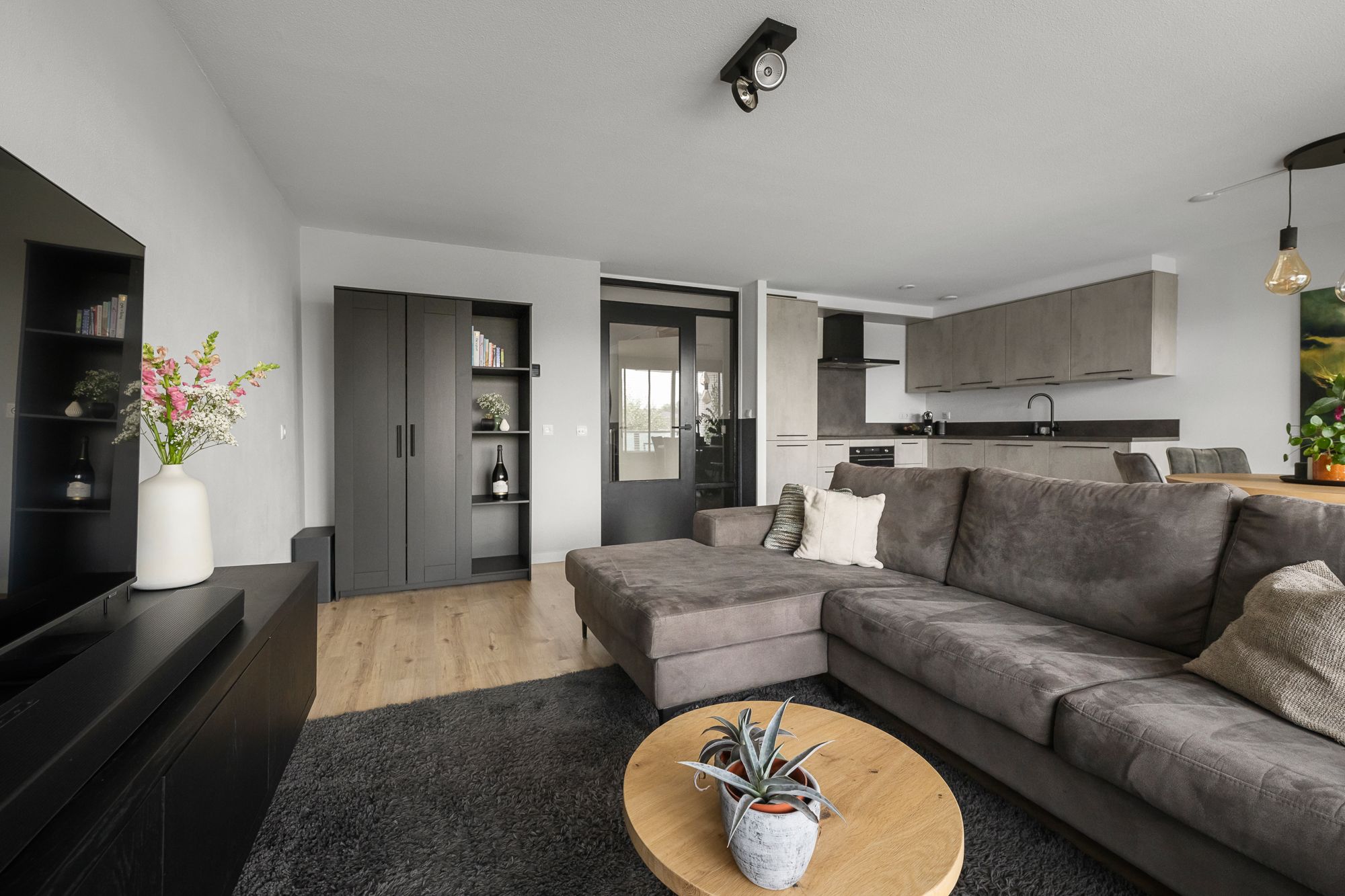 Foto 9 van Columbiahof 24