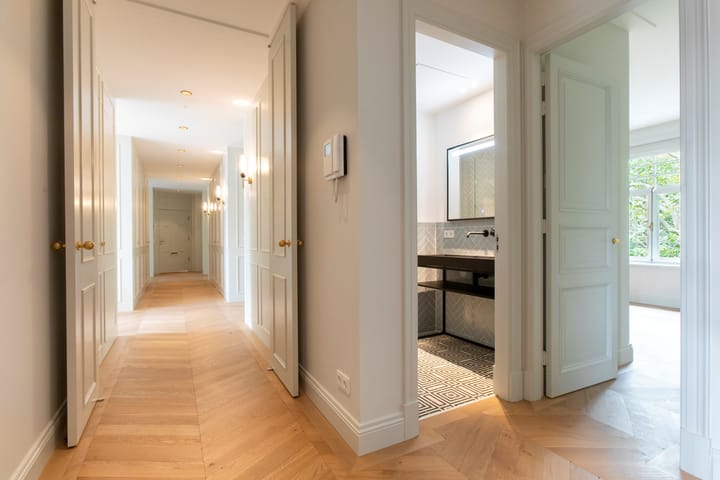 Photo 32 of Apollolaan 187-3