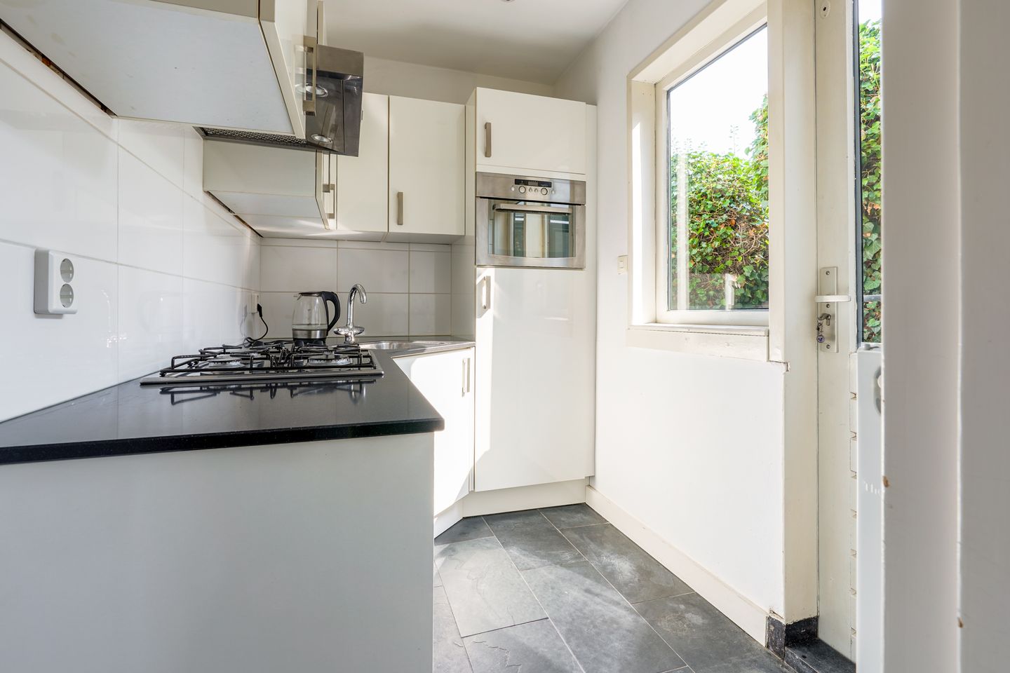 Foto 14 van Zonstraat 52