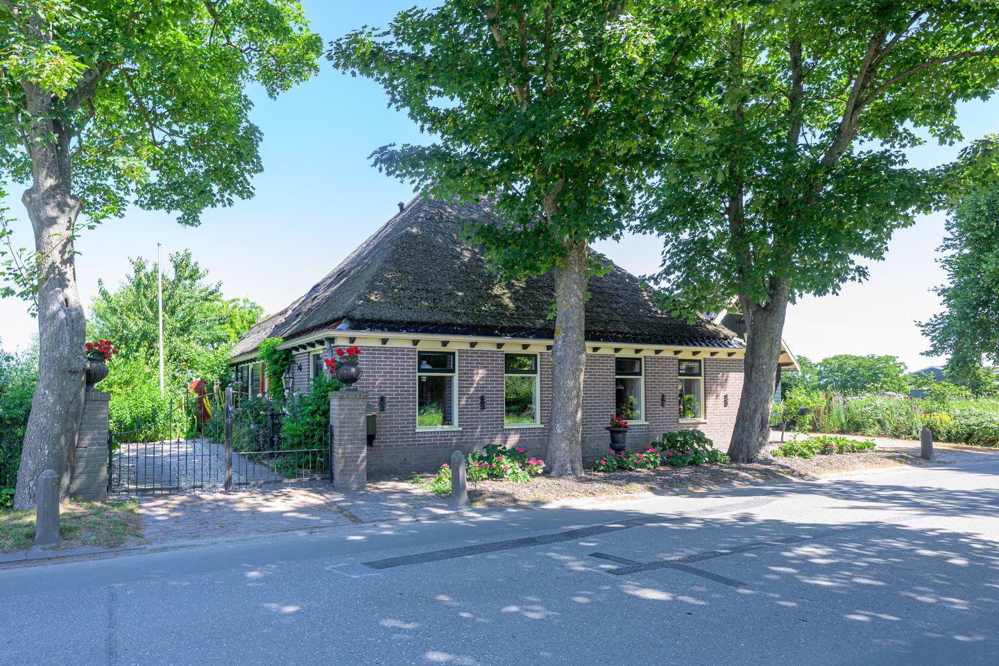 Foto 1 van Oosterstraat 27