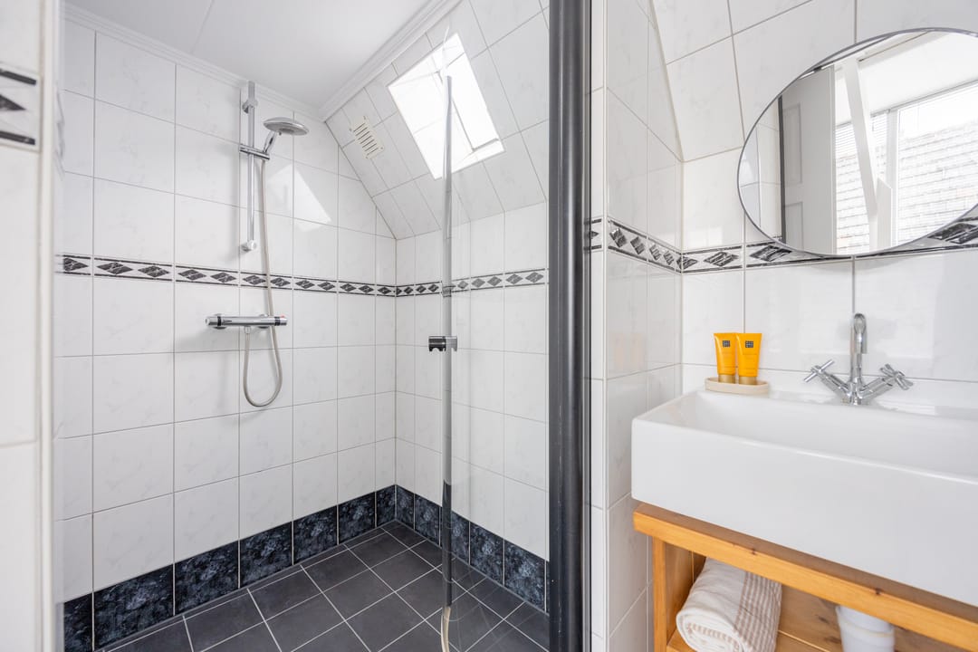 Foto 32 van Grensstraat 1