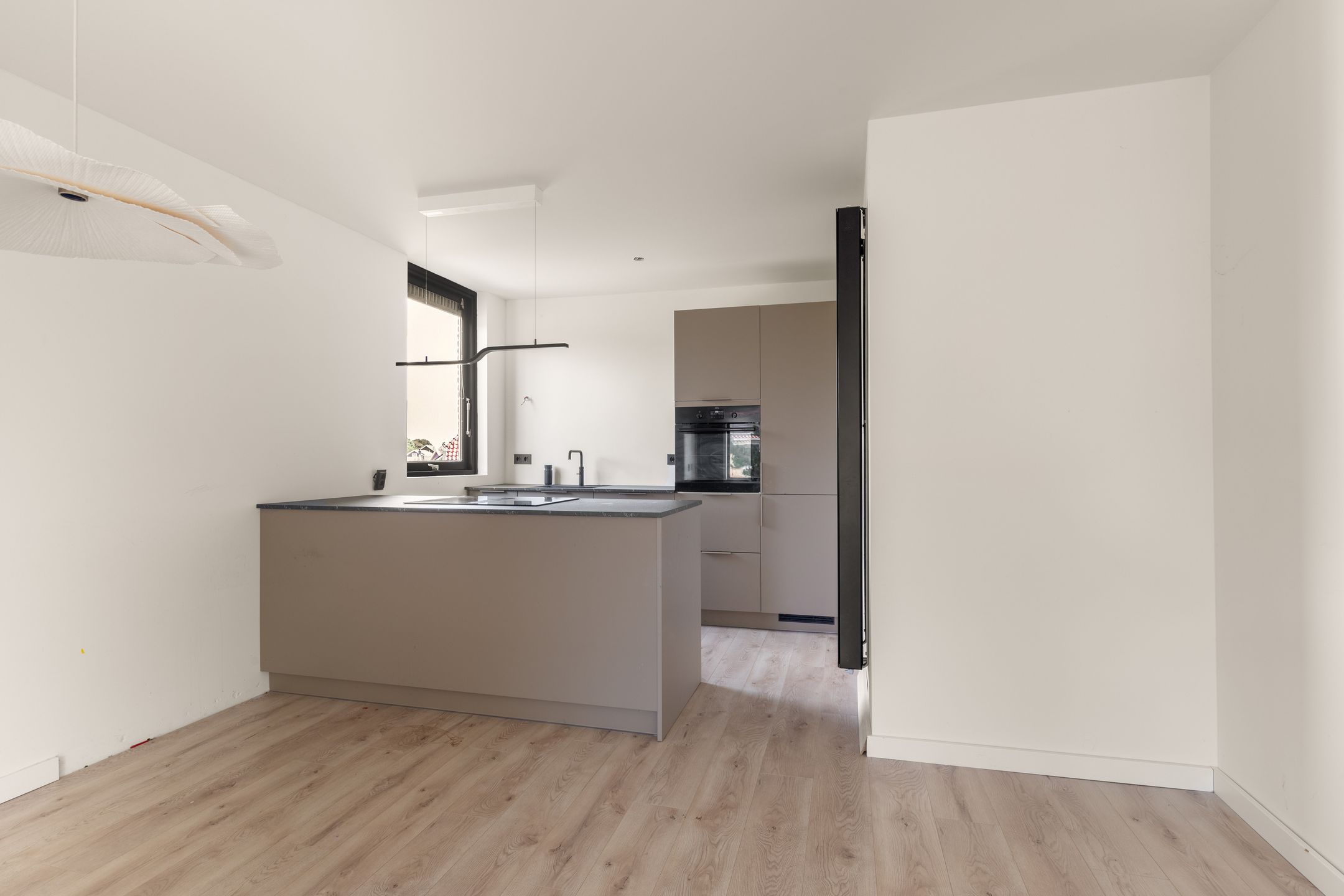 Photo 15 of Van Renesselaan 3